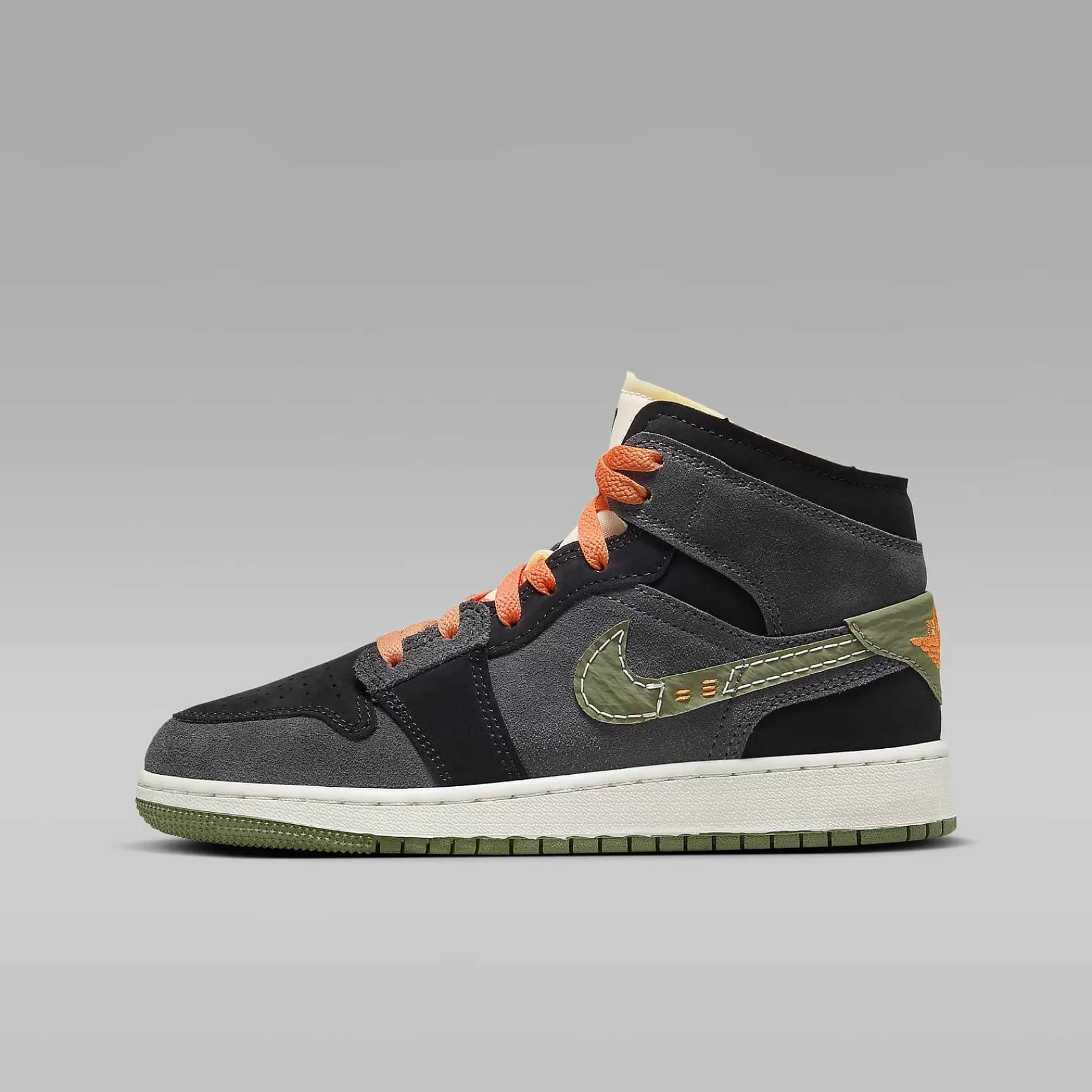 Lifestyle-Nike Lifestyle Air Jordan 1 Mid Se Craft