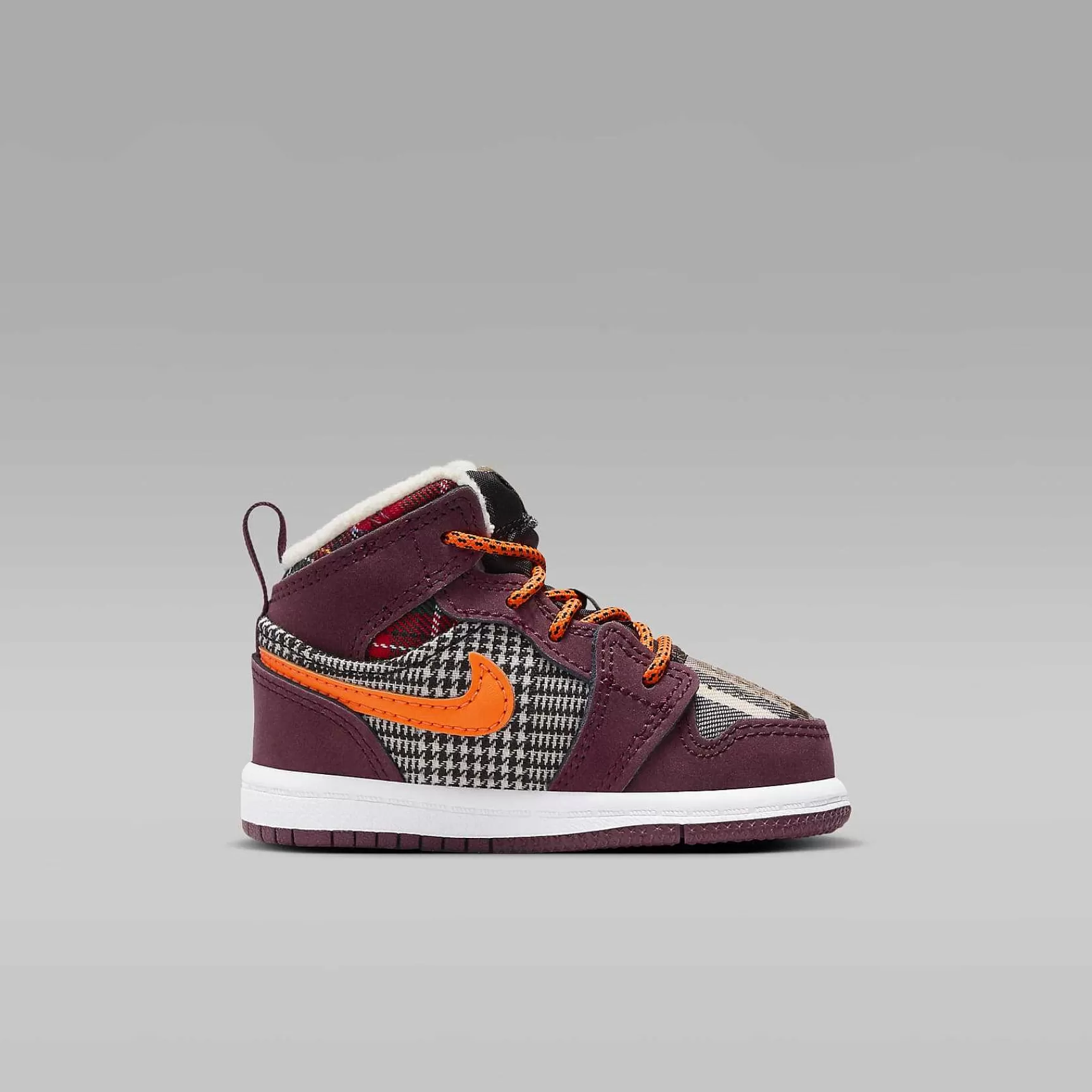 Lifestyle-Nike Lifestyle Jordan 1 Mid Se