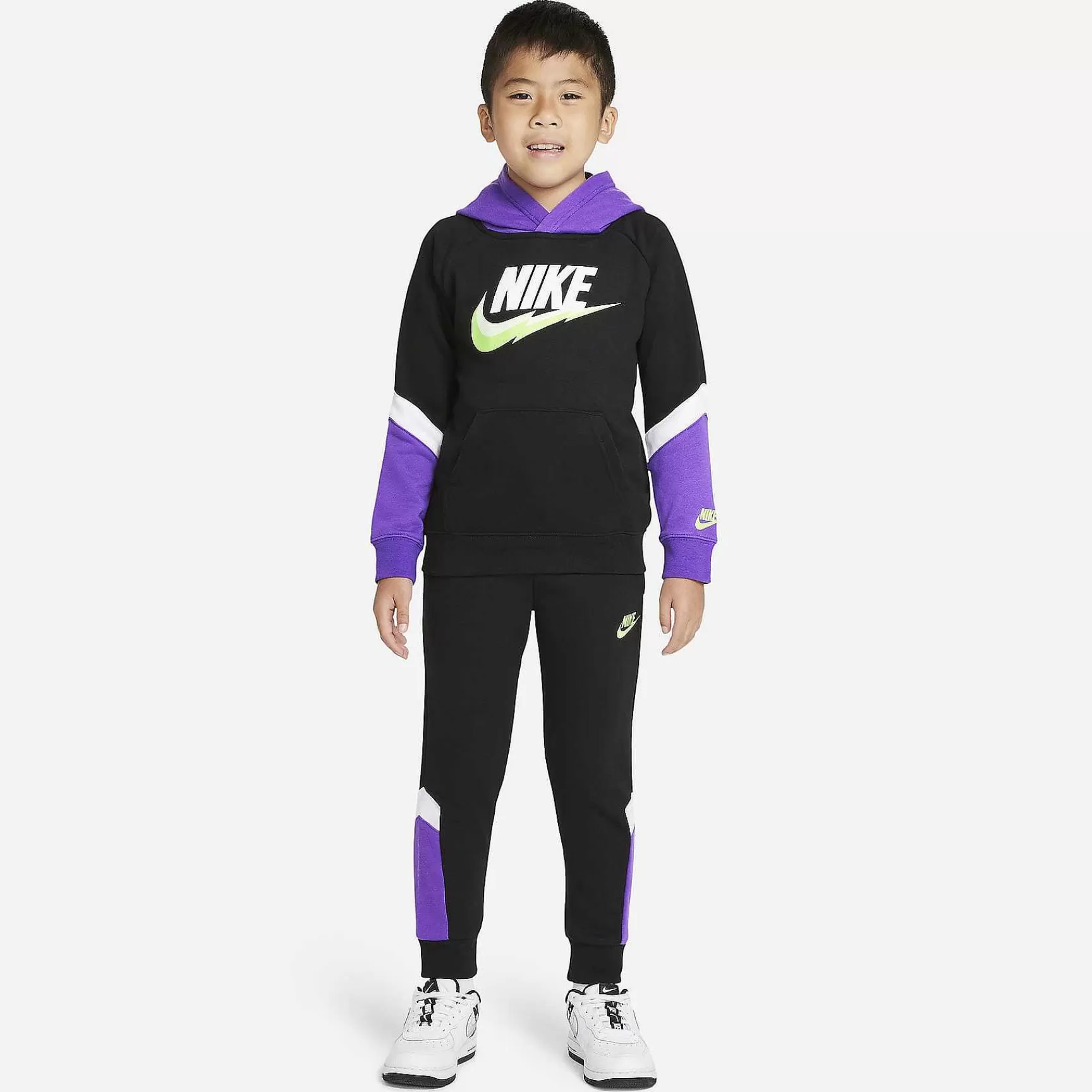 Hoodies & Sweatshirts-Nike Hoodies & Sweatshirts