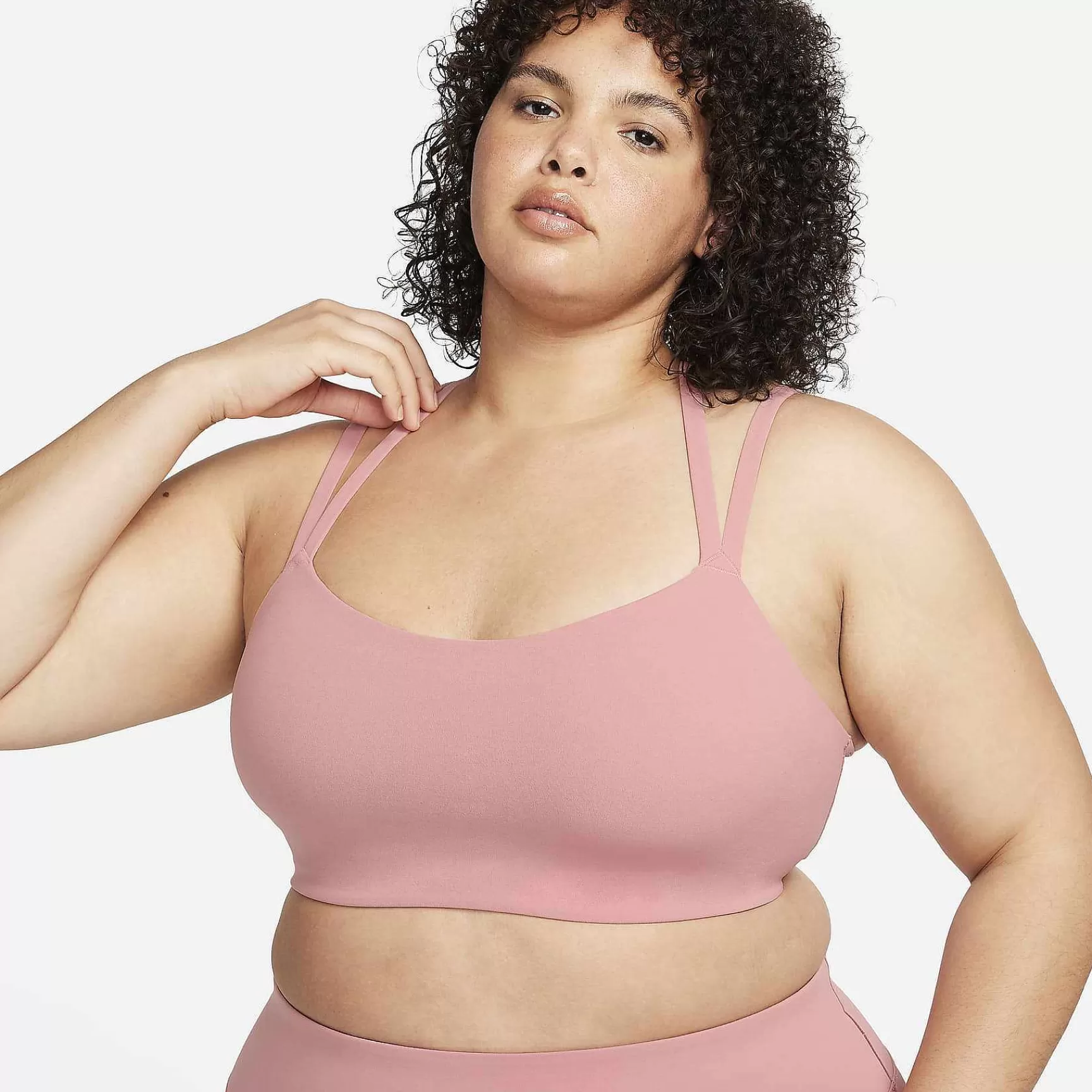 Plus Size-Nike Plus Size Alate Trace