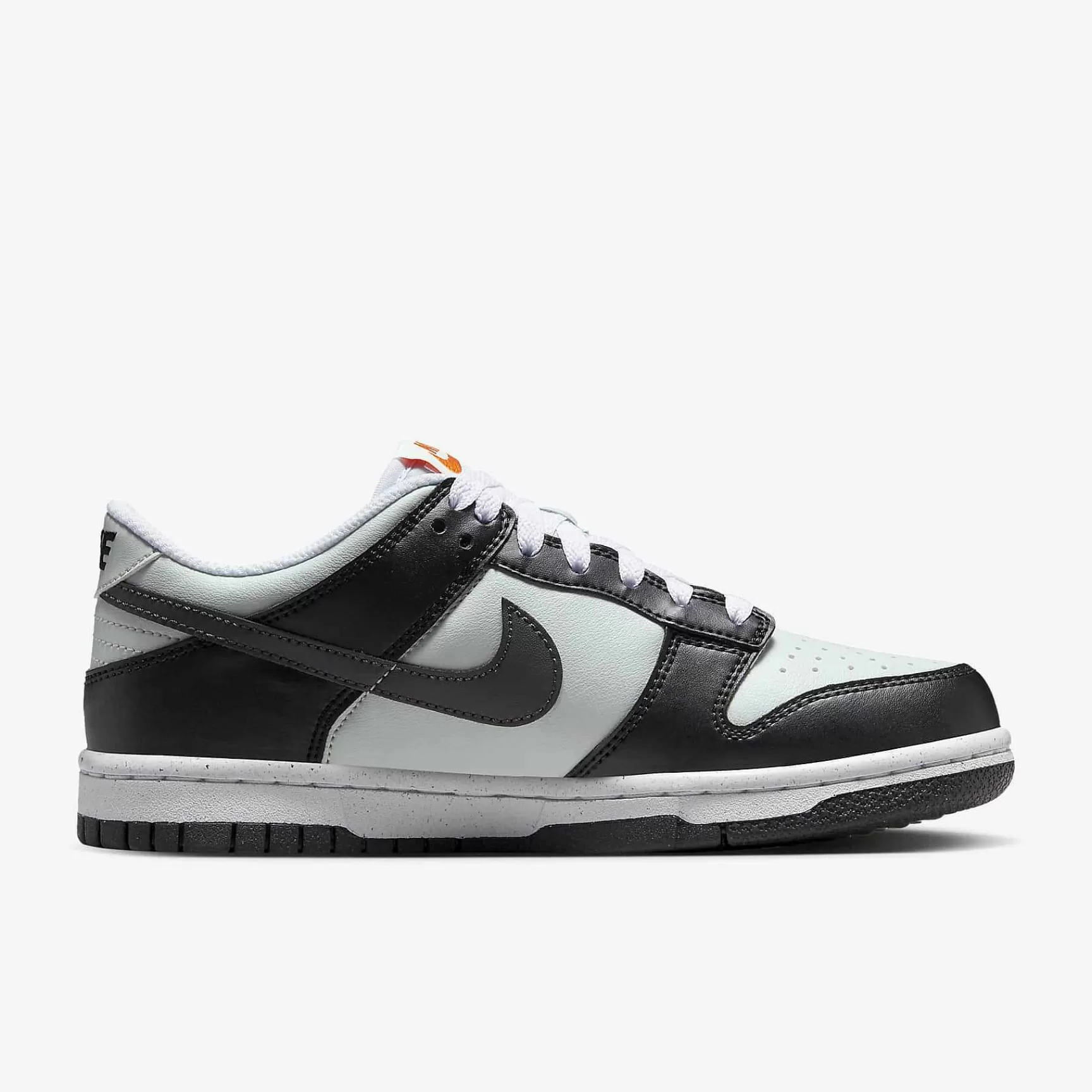 Dunks & Blazers-Nike Dunks & Blazers Dunk Low