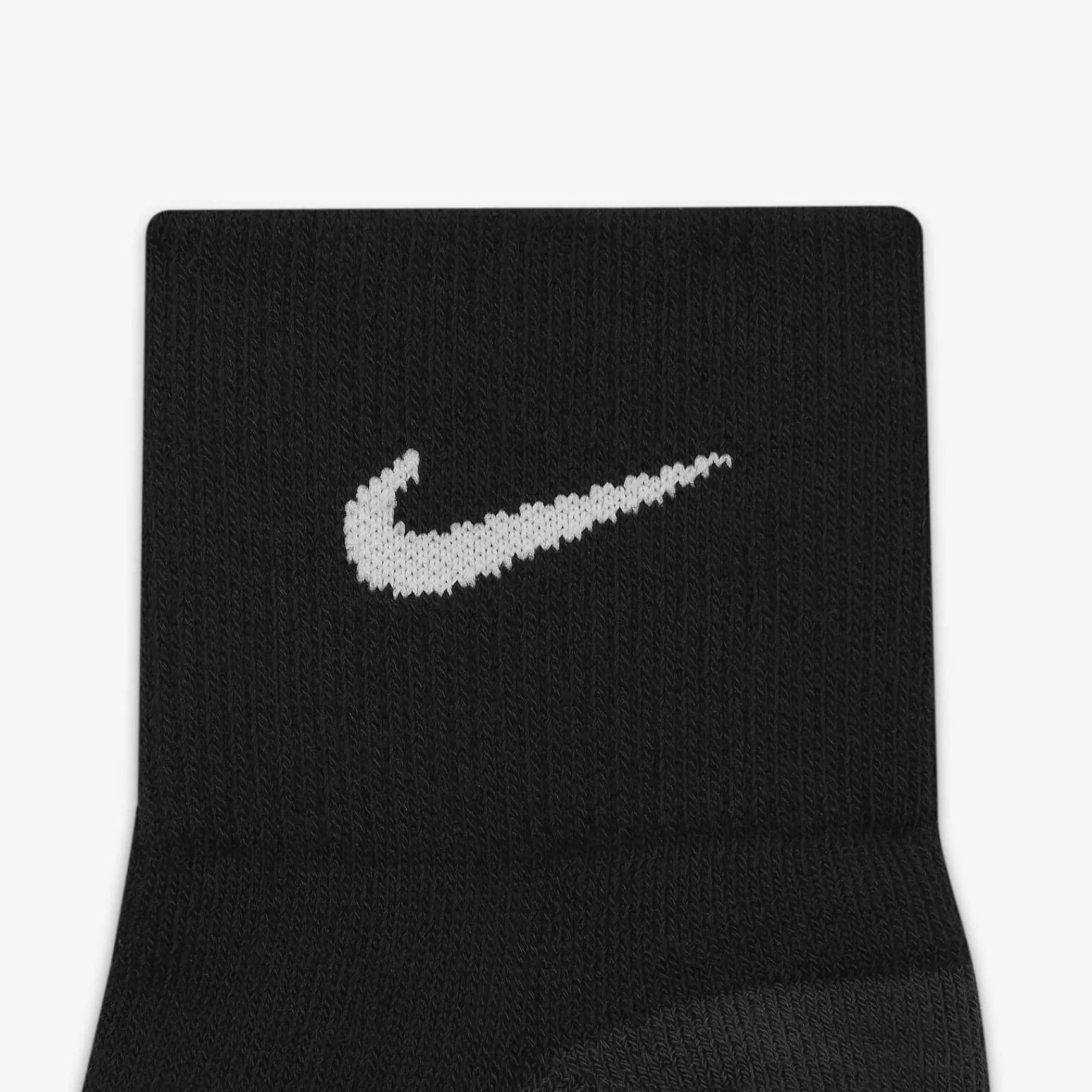 Socks-Nike Socks Everyday Max Cushioned