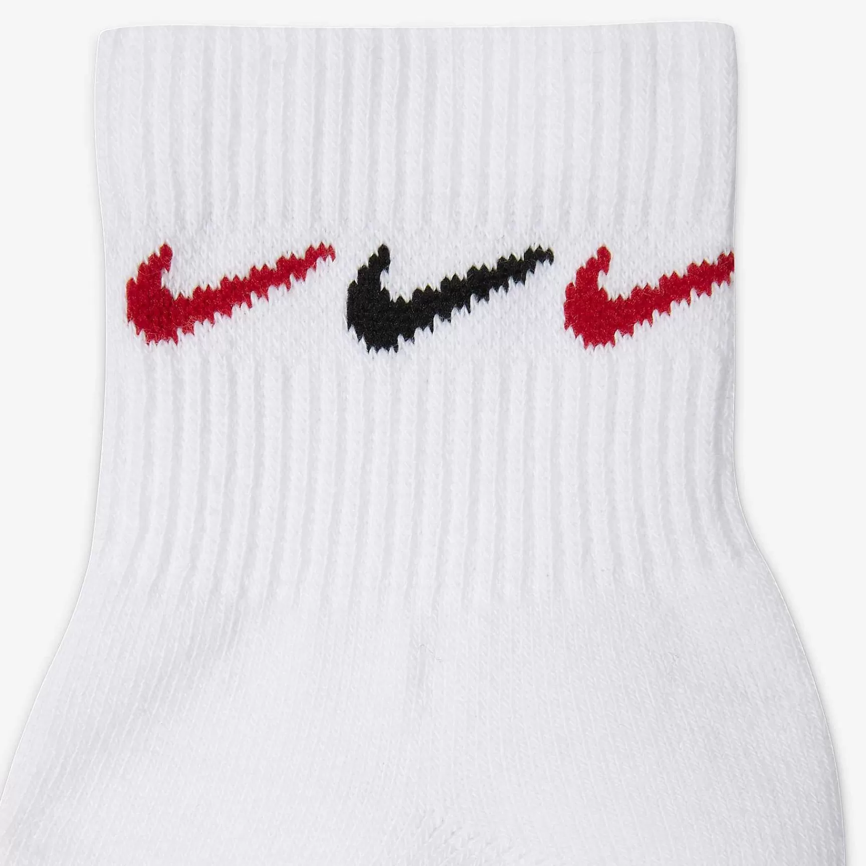 Socks-Nike Socks Everyday Plus Cushioned