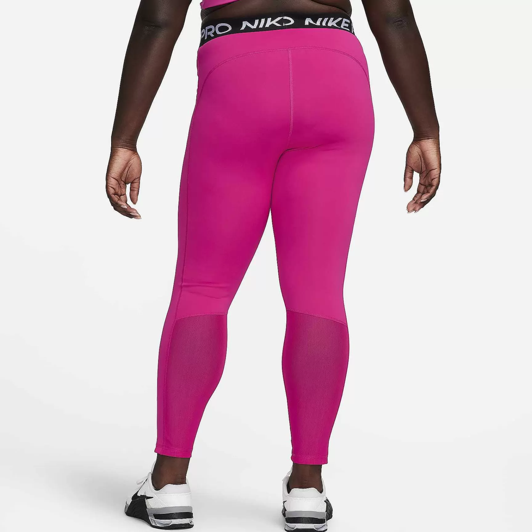 Plus Size-Nike Plus Size Pro 365