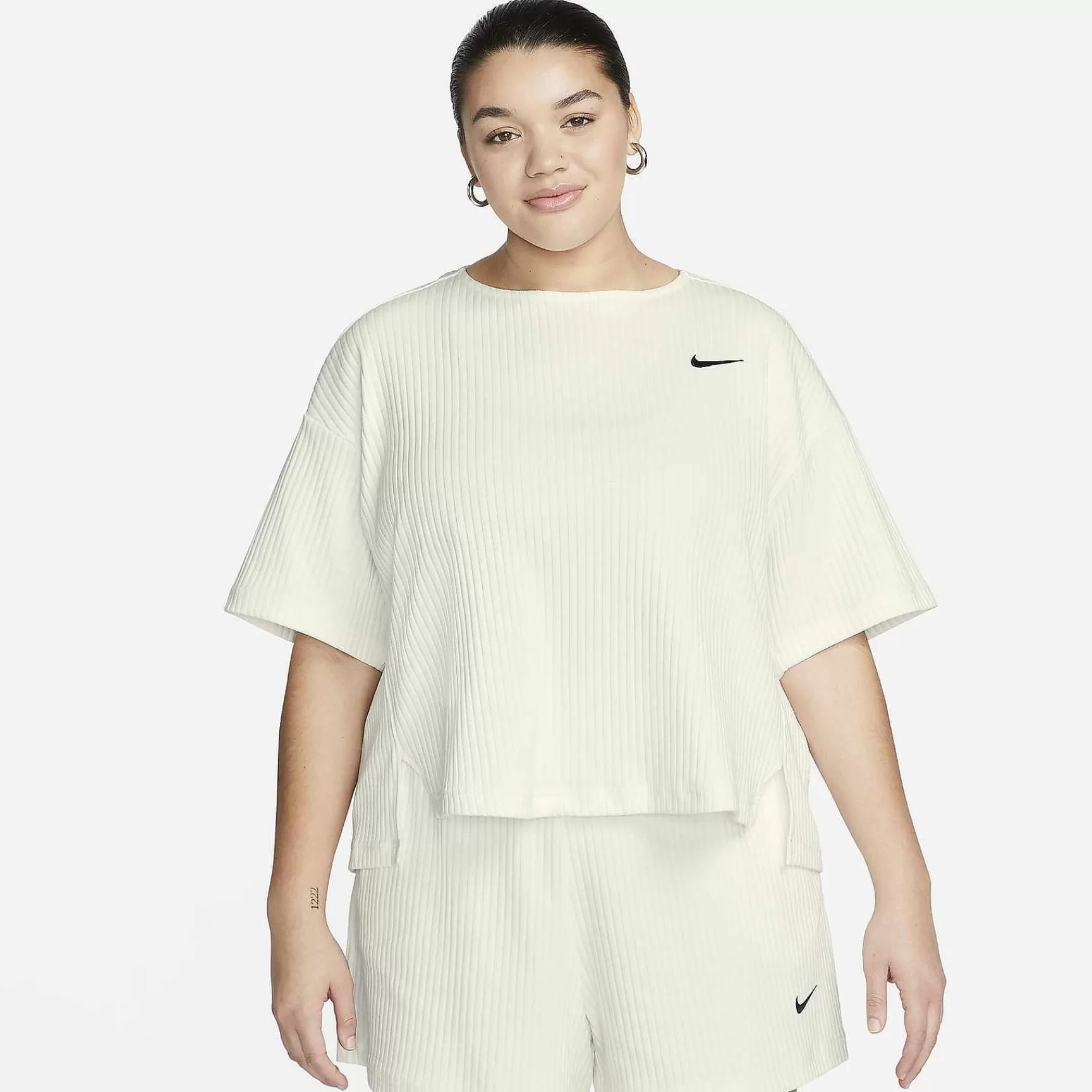 Plus Size-Nike Plus Size Sportswear