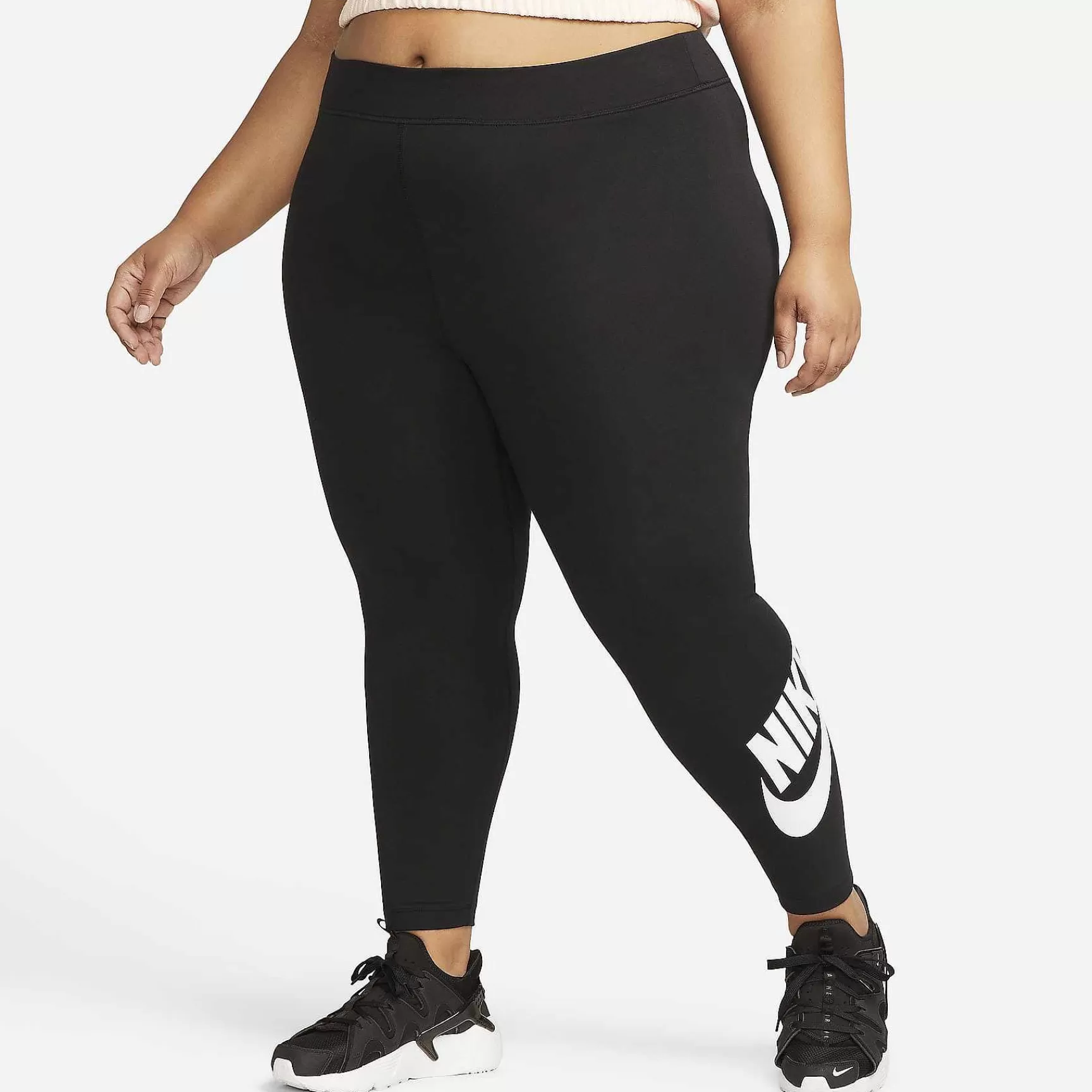 Plus Size-Nike Plus Size Sportswear Classics