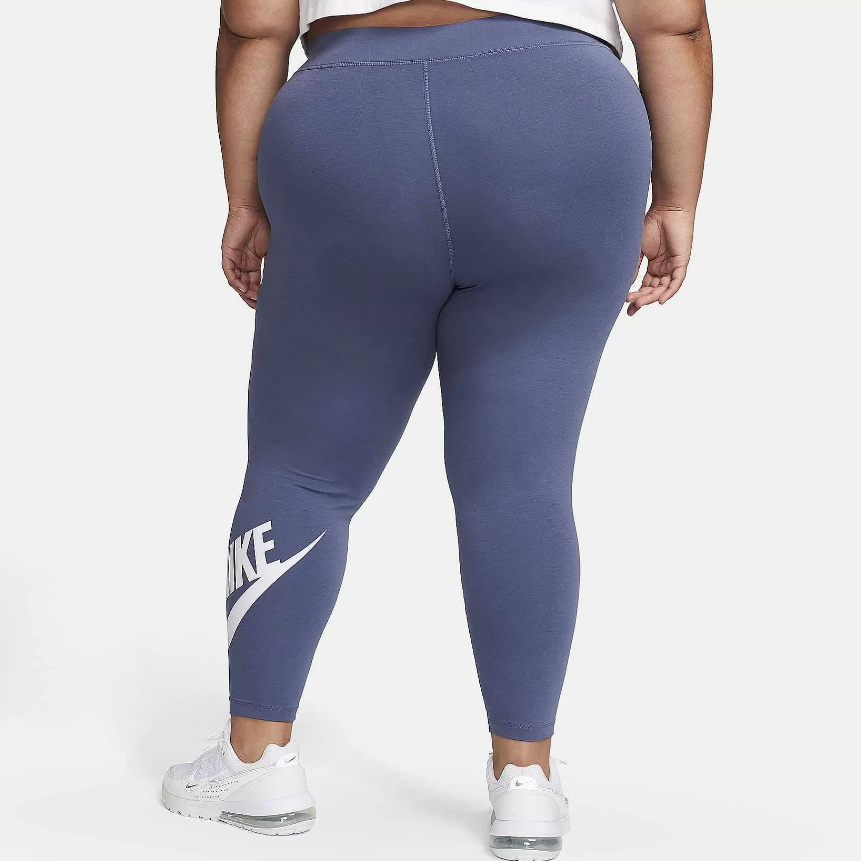 Plus Size-Nike Plus Size Sportswear Classics