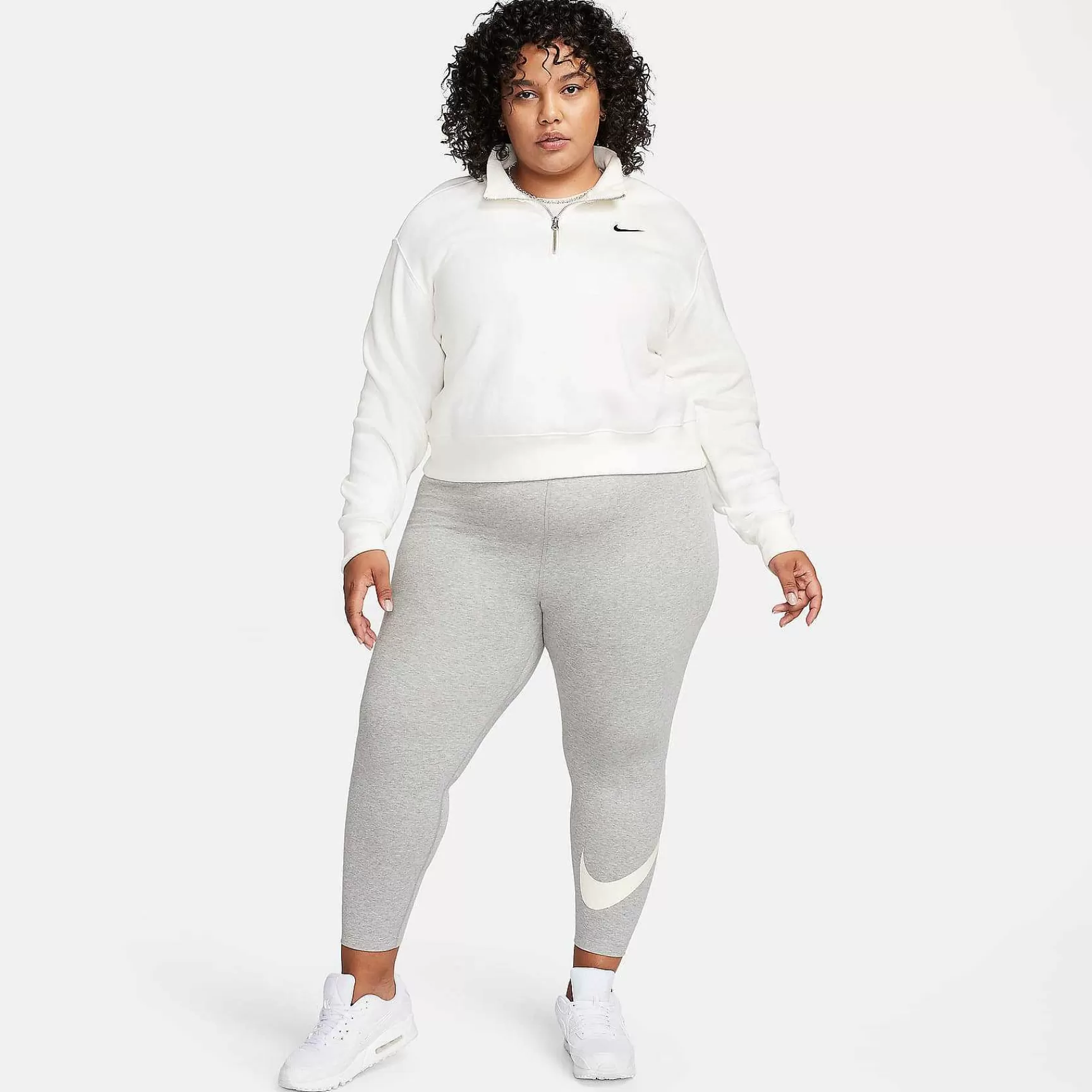 Plus Size-Nike Plus Size Sportswear Classics