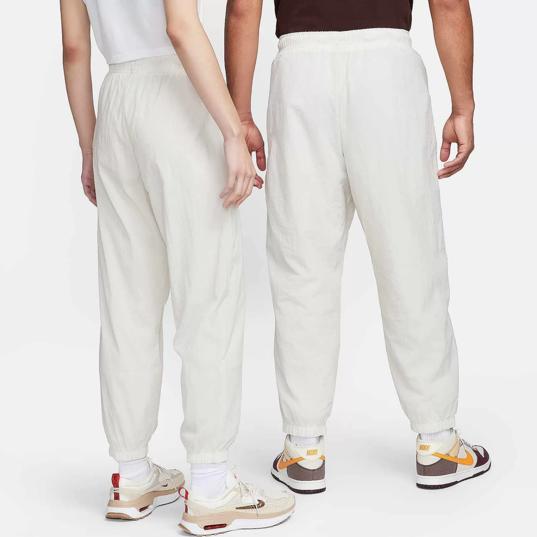 Pants-Nike Pants Sportswear Essential