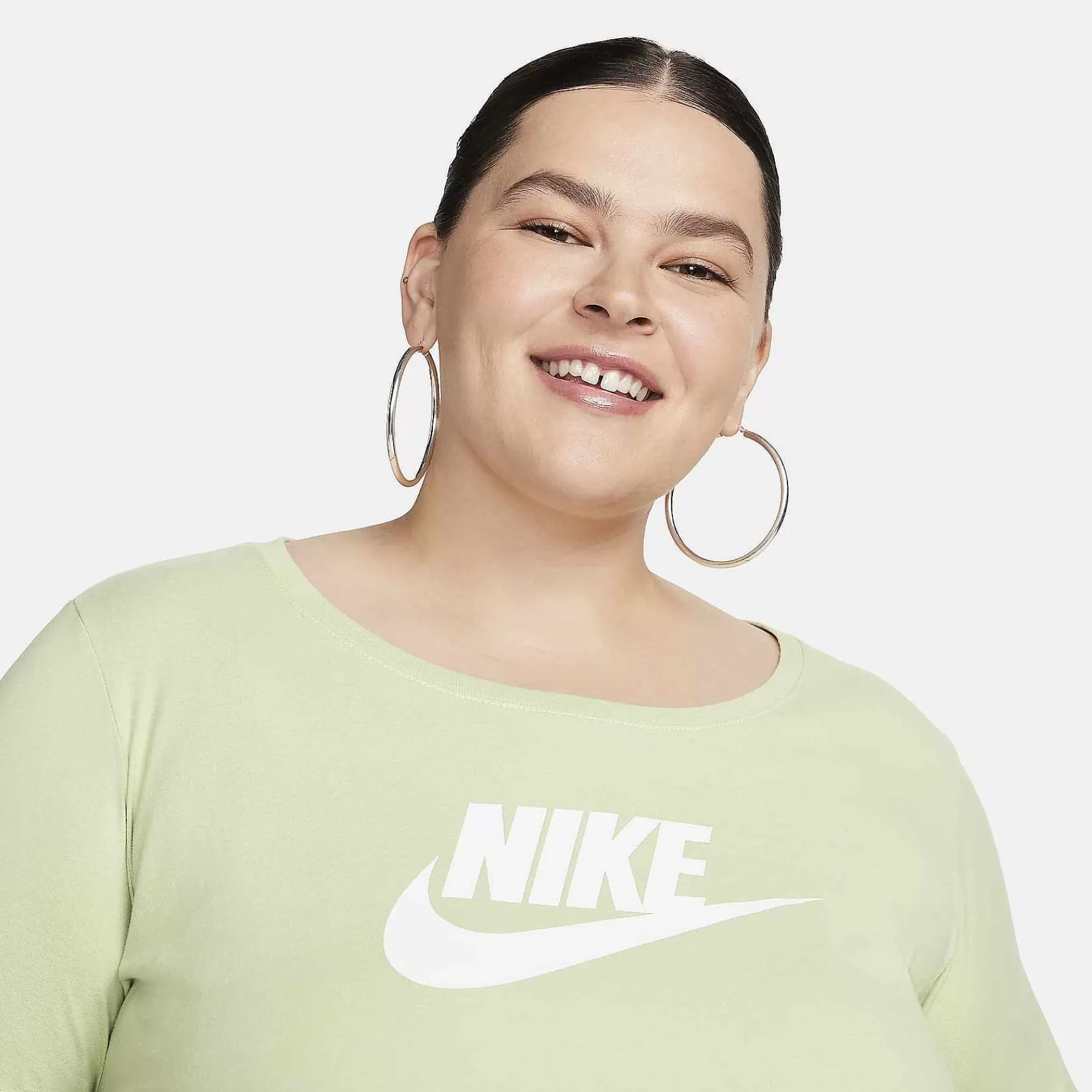 Plus Size-Nike Plus Size Sportswear Essentials