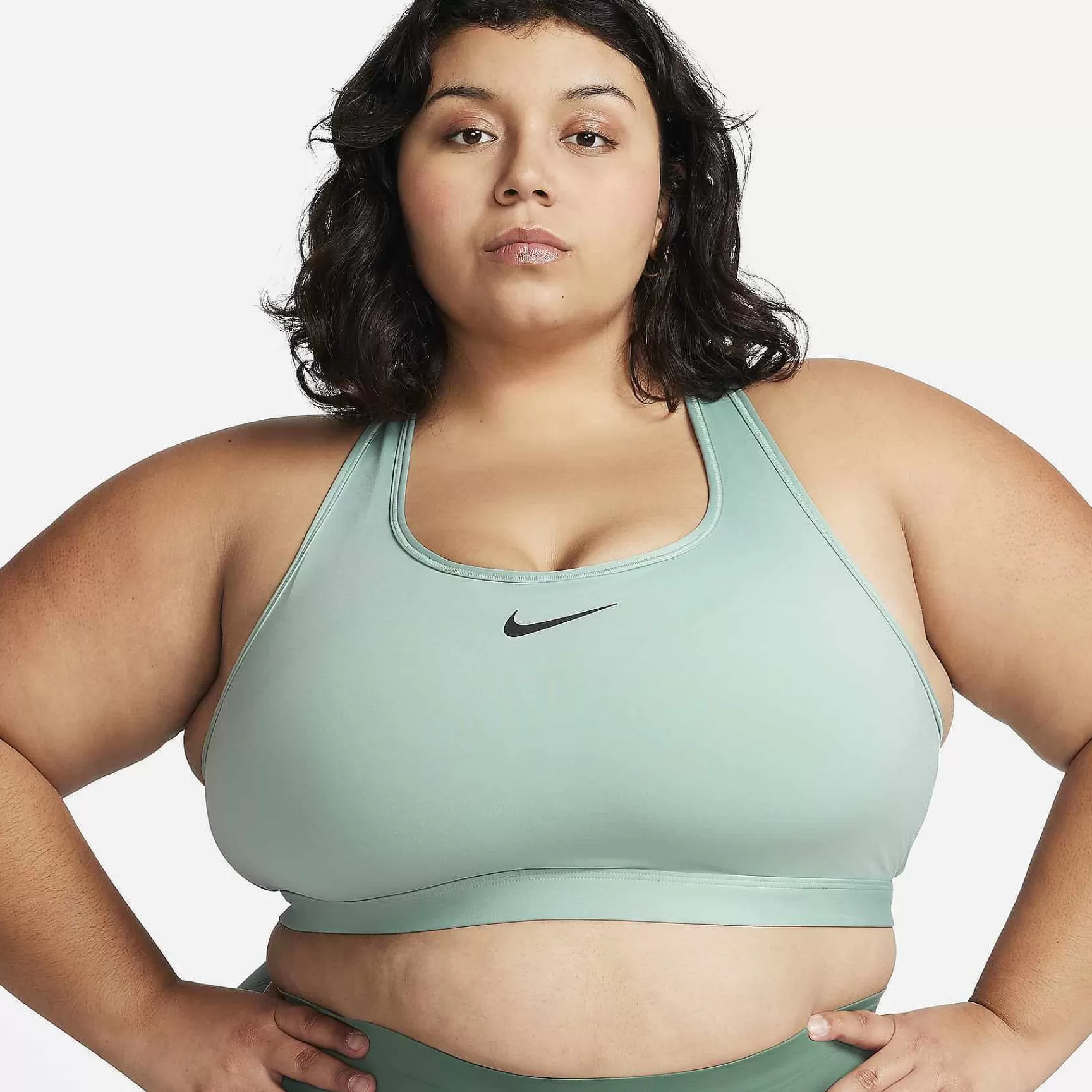 Plus Size-Nike Plus Size Swoosh Medium Support