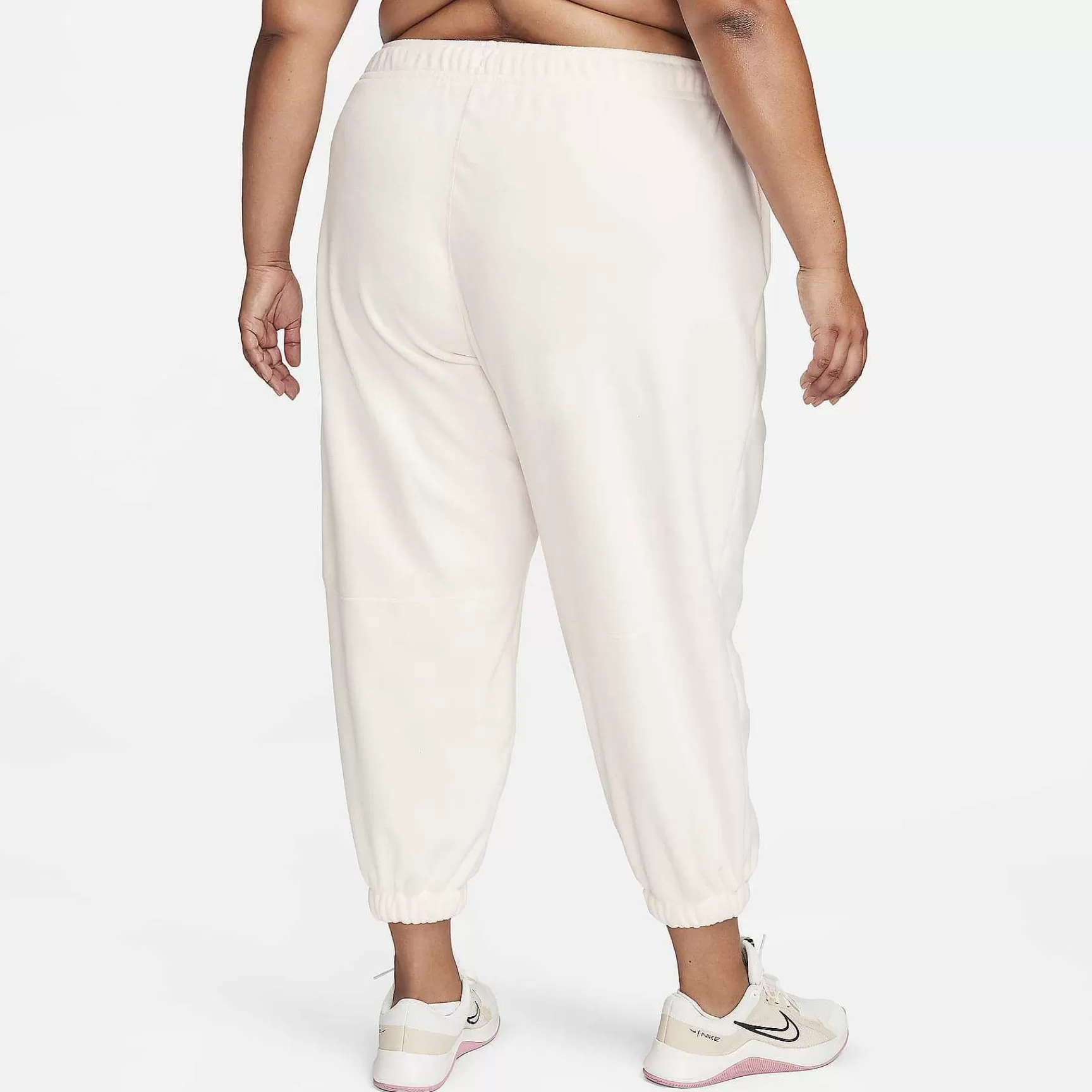 Plus Size-Nike Plus Size Therma-Fit One